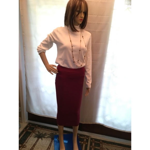 2piece outfit Chico’s Top & Tapered Maki Skirt - Picture 5 of 12